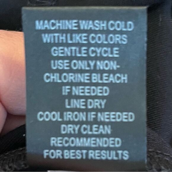 Torrid Black Sleeveless Ponte Knit Self Tie Jumpsuit 2X - Picture 7 of 7